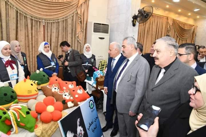 الوزير علي يفتتح معرض 