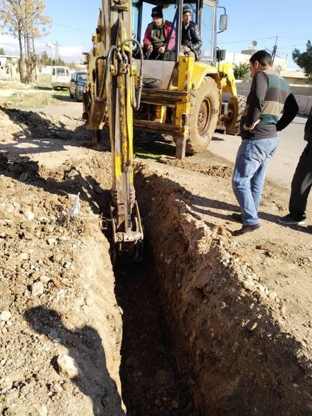 المواصلات الطرقية بريف دمشق تتابع أعمال صيانة التصريف المطري على كافة محاور الطرق المركزيه