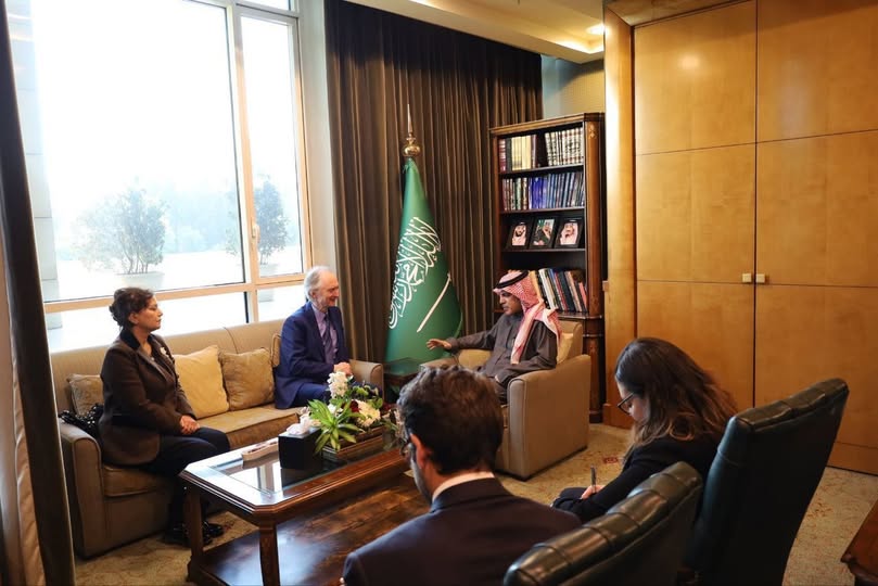 سفير المملكة العربية السعودية في سوريا  الدكتور ‎فيصل المجفل يستقبل المبعوث الخاص للأمم المتحدة إلى سوريا
