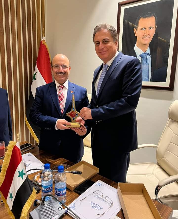 مصطفى يستقبل سيار بهدف تنشيط التبادل التجاري وتعزيز العلاقات الثنائية بين البلدين