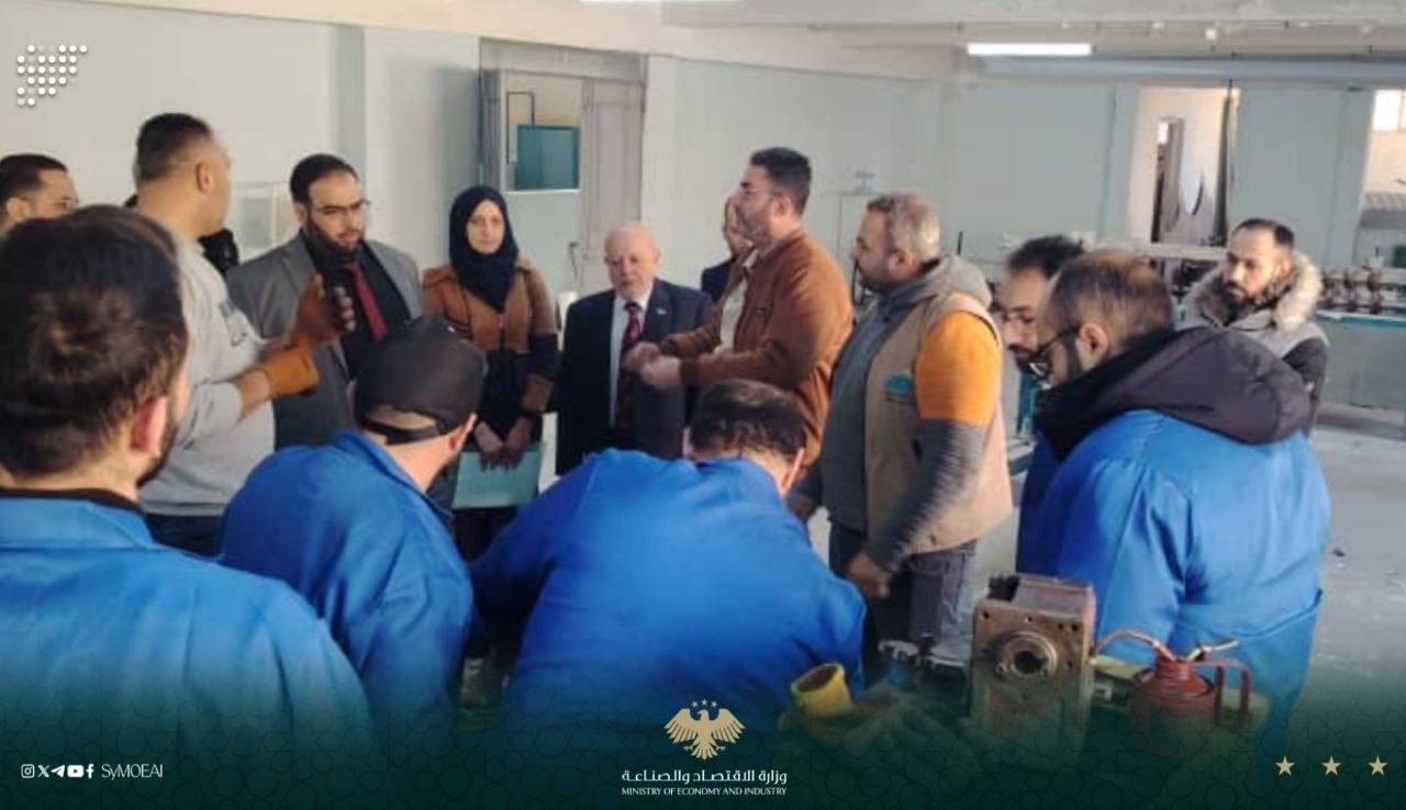 وزير الاقتصاد والصناعة يطلع على واقع برامج مجمع مراكز التدريب المهني بحلب